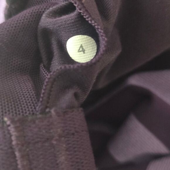 Lululemon Athletica Athletic Women's Purple Stripped Built In Bra Tank Top 4 - Picture 4 of 4